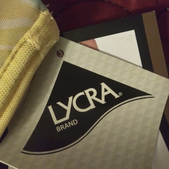 Lycra Bodywear 3pc set - Picture 8 of 9